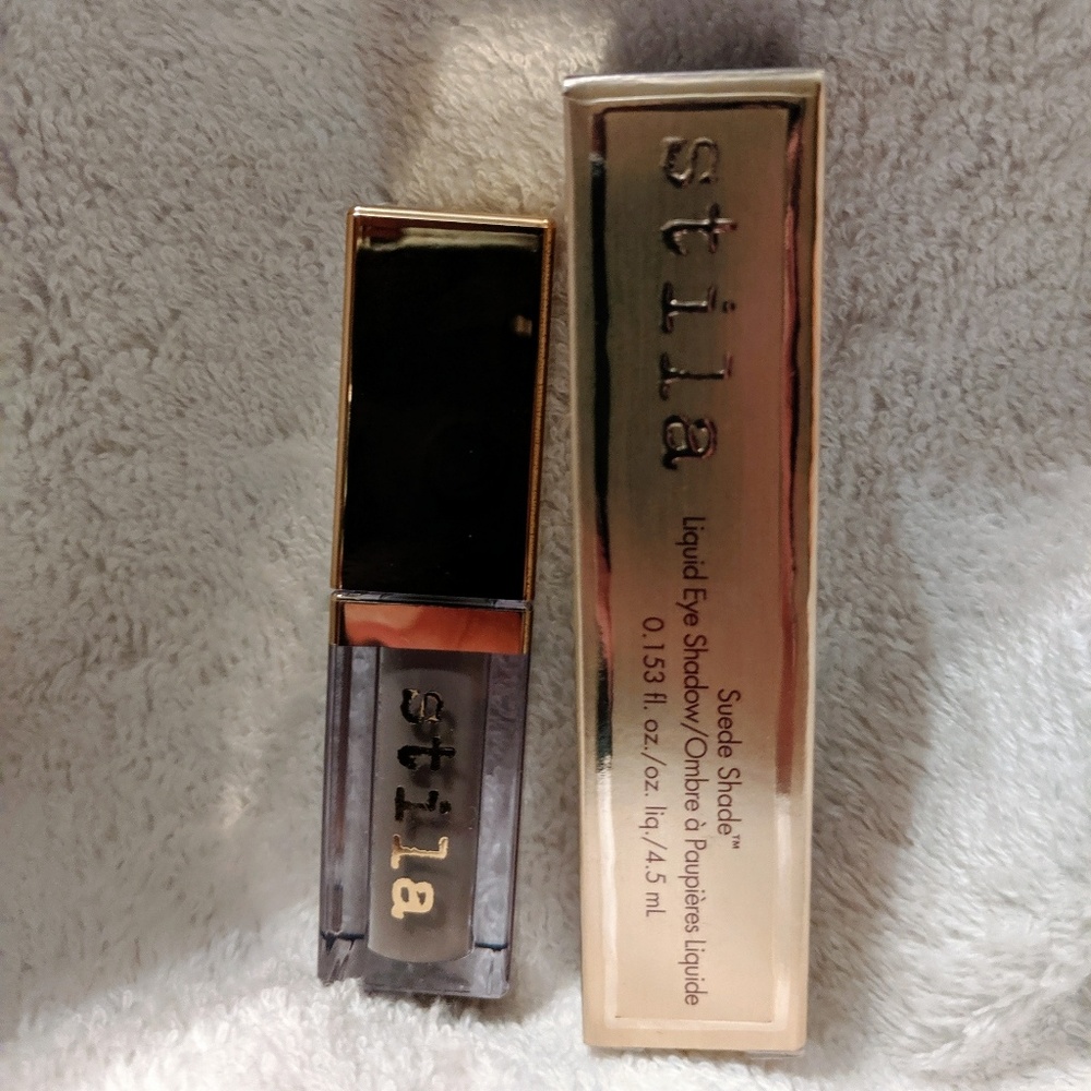 Stila Suede Shade liquid eyeshadow silky smooth